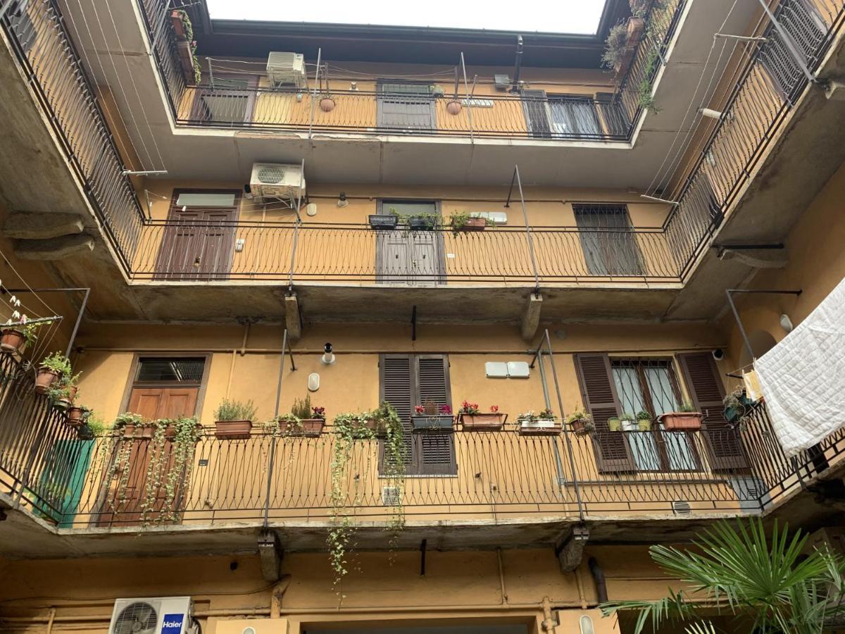 Il Cortile Di Milano Villa Bagian luar foto